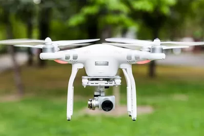 Cuánto vale y qué requisitos hay que cumplir para operar un dron en Tucumán