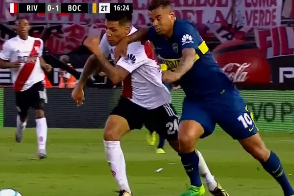 Mirá la insólita falta que le cobraron a Cardona y dejó con 10 a Boca