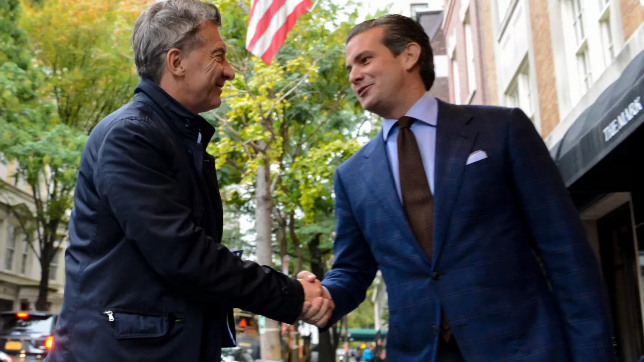 PRIMER CONTACTO. En el inicio de una gira por Nueva York, Macri se reunió con el alcalde Di Blasio para homenajear a las víctimas del atentado. TÉLAM
