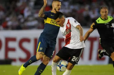 Luego del Superclásico, Benedetto y Enzo Pérez viajaron juntos a Rusia: ¿qué se dijeron?