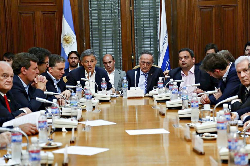 Empresarios respaldaron las reformas fiscal y laboral