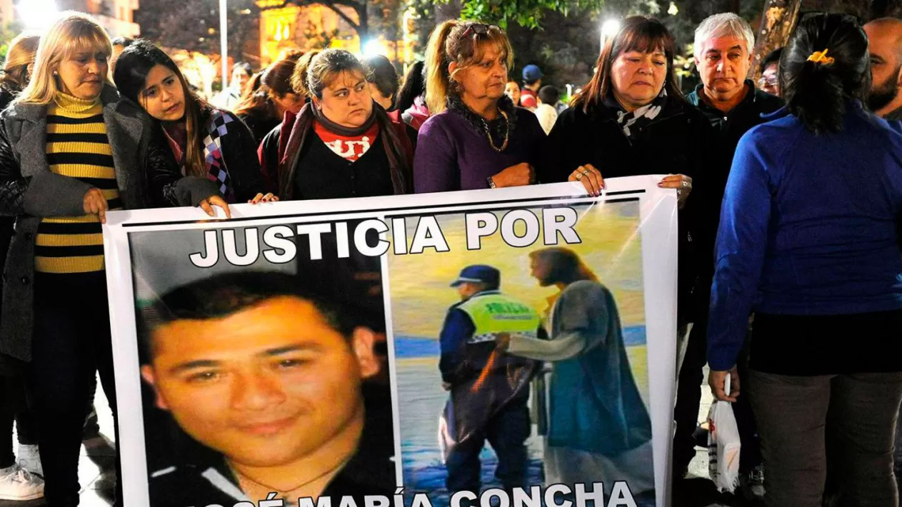 PEDIDO DE JUSTICIA. Familiares del policía marcharon para exigir que el caso no quede impune. ARCHIVO/LA GACETA