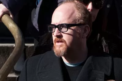 Louis C.K admitió haber acosado a mujeres y les pidió disculpas