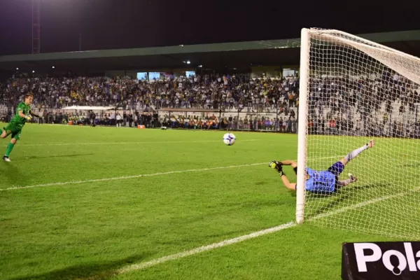 Para verlo una y otra vez: los penales que llevaron a Atlético a la final, desde atrás del arco