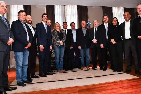 En medio de críticas, el PJ trata de armar su reconstrucción