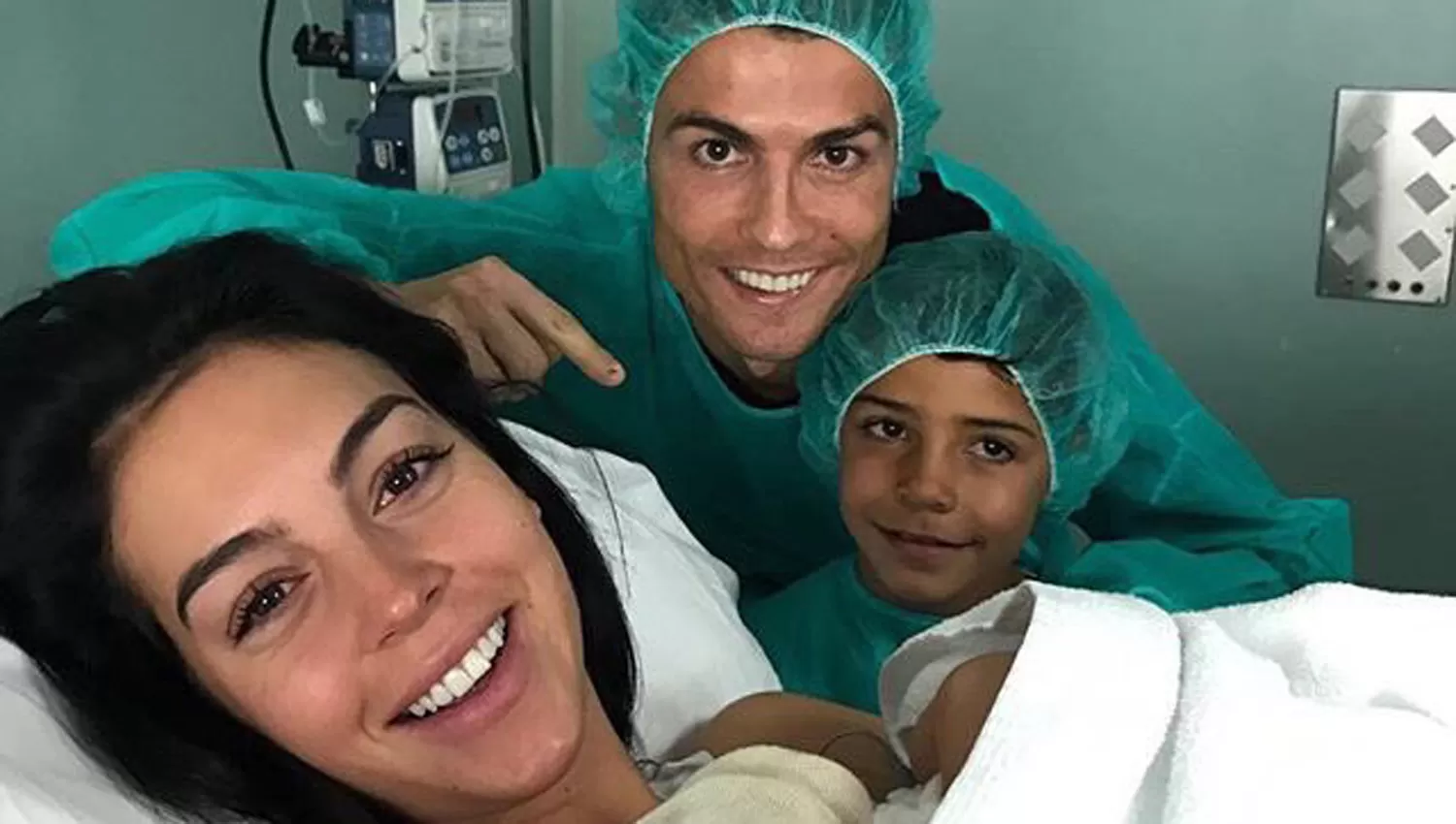 Cristiano Ronaldo celebró el nacimiento de su hija Alana Martina
