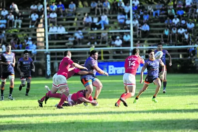 Con 20 años, “Tomy” Albornoz muestra el aplomo de los grandes