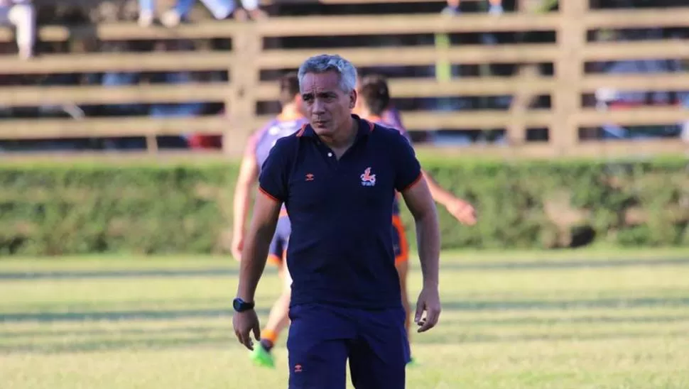 CAMBIOS. “El torneo debería volver a tener semis y final”, propone Pérez.