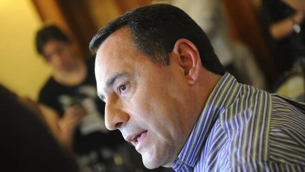 SIN BONO EXTRA. El ministro explicó que el Ejecutivo está abocado a reunir los fondos para el aguinaldo. la gaceta / foto de héctor peralta