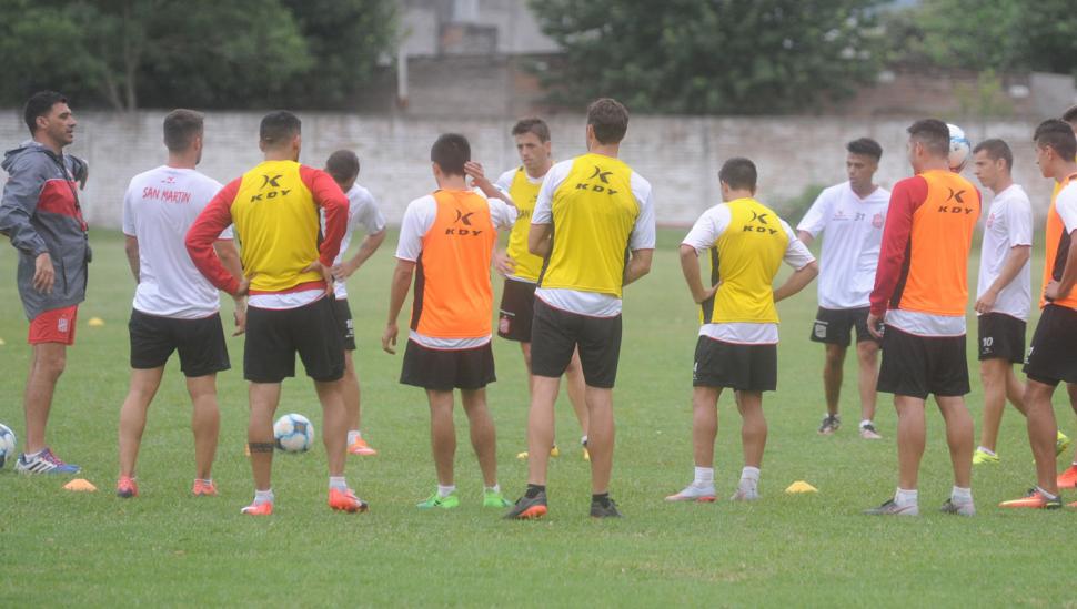 San Martín se prepara para enfrentar a Sarmiento mañana a las 21