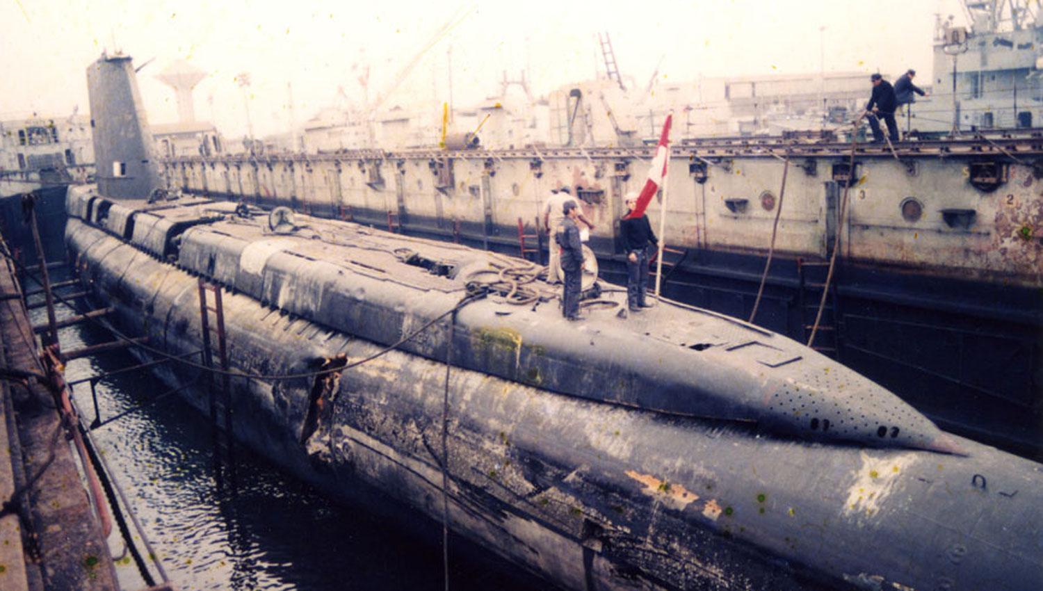 PACOCHA. La nave peruana, luego del accidente.