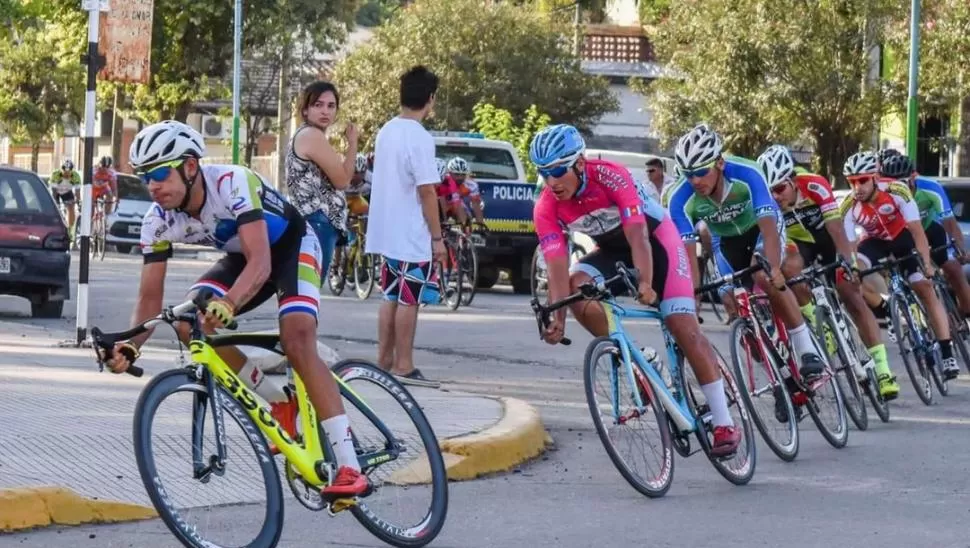 ENSEÑA EL CAMINO. Zacarías Khoder (h) fue el mejor tucumano clasificado. Gentileza Asociación Ciclista Tucumana