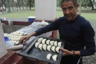 Empanadas: Juan Pablo Juárez, el atleta récord que también es un as del repulgue