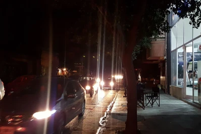 Barrio Norte a oscuras: bares, calles y edificios quedaron sin luz por una falla accidental