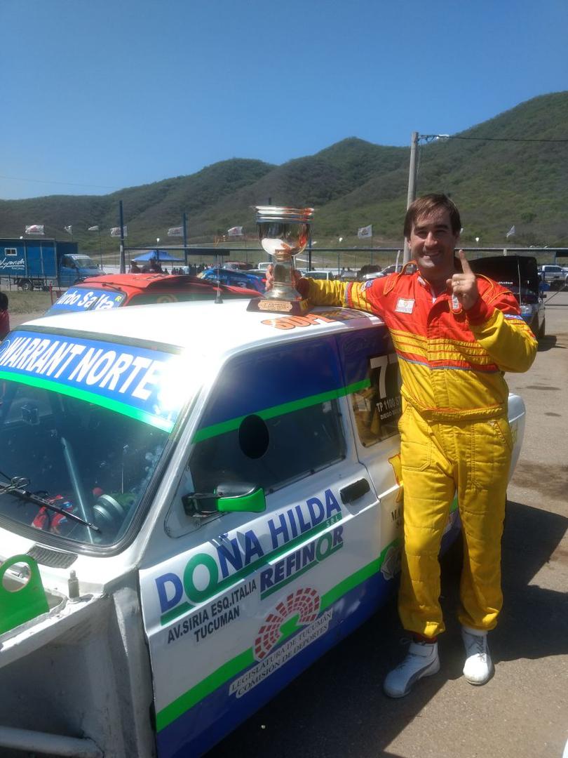 EL NÚMERO UNO. Belmonte se llevó el trofeo de su categoría en Salta.  