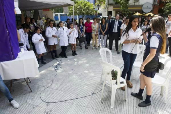 Los chicos se unieron para denunciar la violencia de género