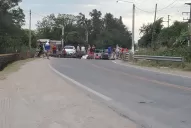 Crece la tensión entre vecinos por el piquete en el Camino del Perú