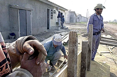La obra pública, clave en la suba de la construcción