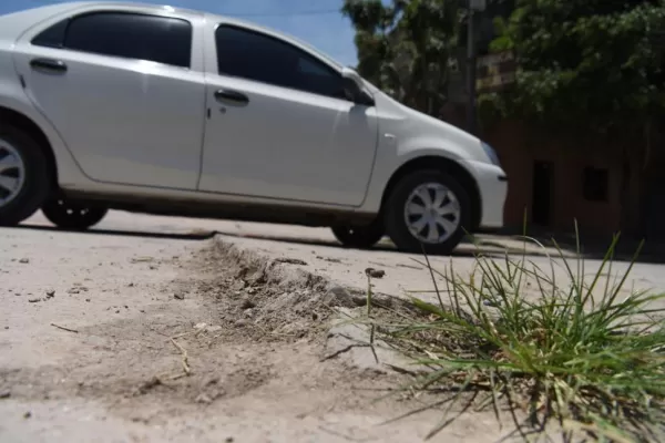 Idénticos nombres y empresas, unidos por las obras de pavimento