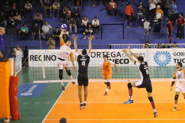 Monteros Voley borró de la cancha a Obras