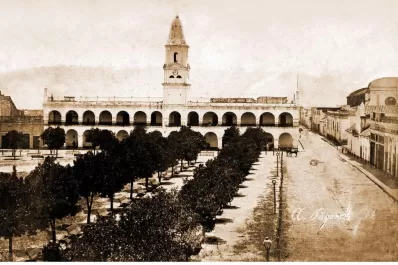 Acrobacia en la plaza