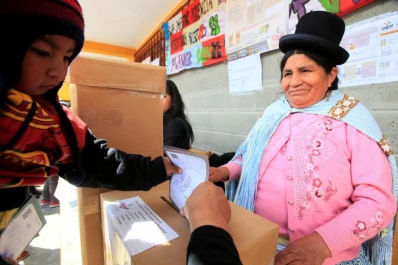Los bolivianos votaron para elegir jueces