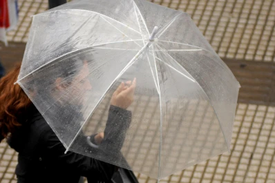 La semana comienza pasada por agua: ¿hasta cuándo seguirá la lluvia?