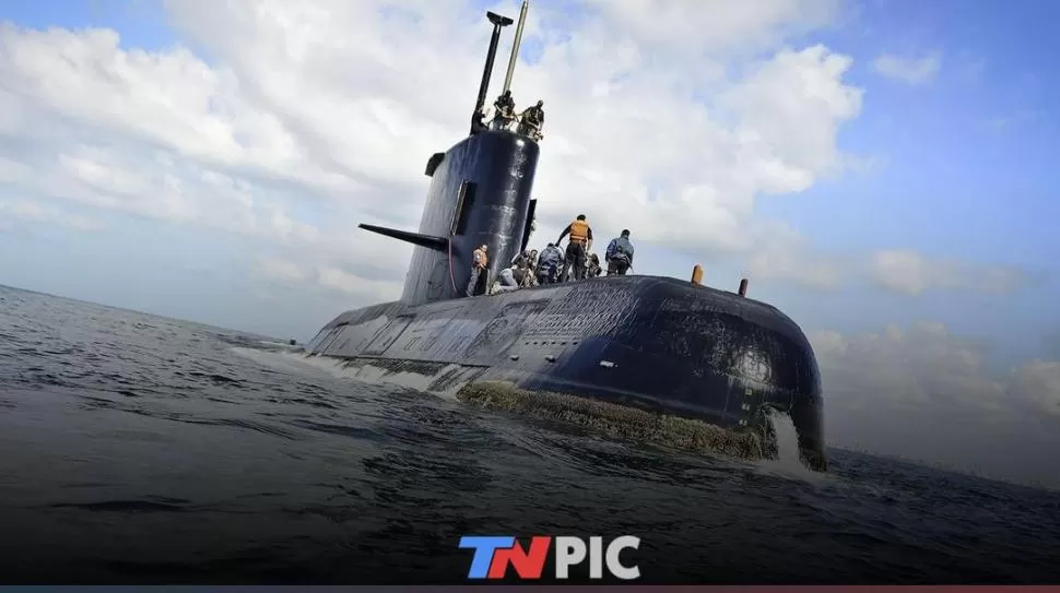 EL ARA SAN JUAN. El país está en vilopor el destino del submarino.  