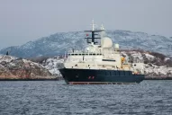 El buque ruso Yantar intenta identificar el objeto más reciente detectado en la zona de búsqueda del submarino