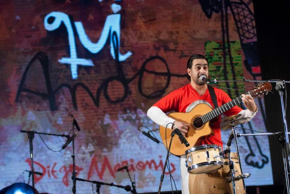 TEMAS PROPIOS. Diego Marioni es el autor de las canciones infantiles de “Cosiquiando”, y actuará esta noche. 