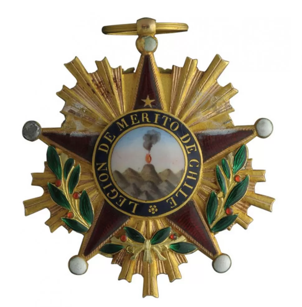 CONDECORACIÓN. La “Legión de Mérito de Chile”, cuya institución consideró el Congreso de las Provincias Unidas. 