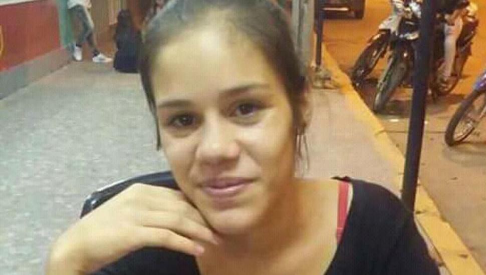 Queman a una joven después de asesinarla