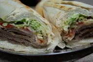 La historia de Fiky, una sanguchería que trascendió en Tucumán gracias al “boca en boca”