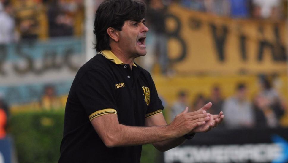 Forestello es el nuevo técnico de San Martín