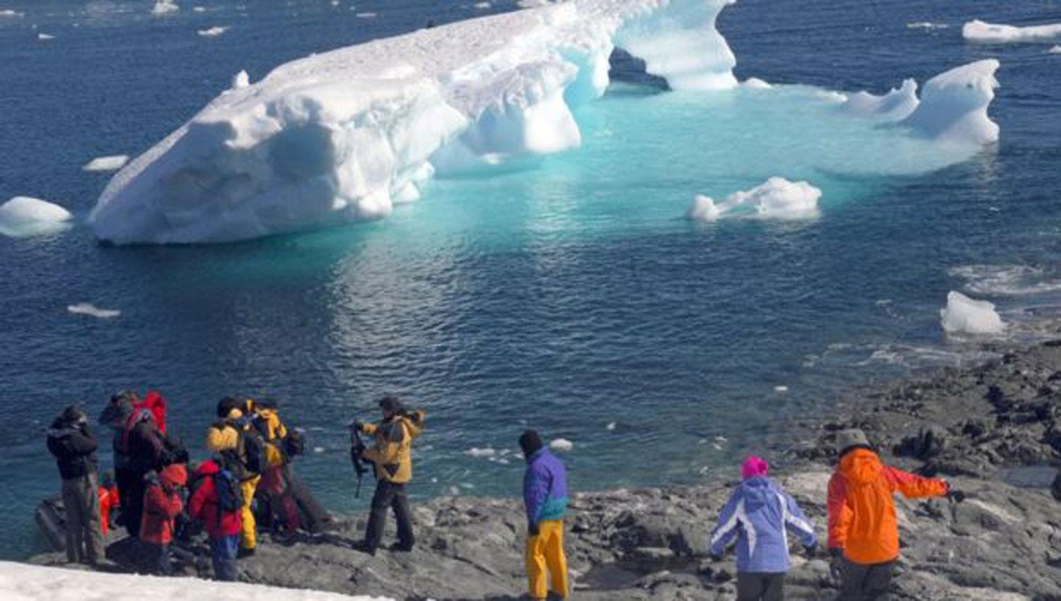 NUEVAS RUTAS. Los chinos y los estadounidenses son los principales interesados en hacer turismo en la Antártida. FOTO TOMADA DE BBC.COM