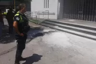 Enojo y tensión durante el paro bancario: no pudieron cobrar y quemaron cubiertas en Ciudadela