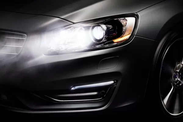 Cuáles son las nuevas luces obligatorias que deben tener todos los autos 0km
