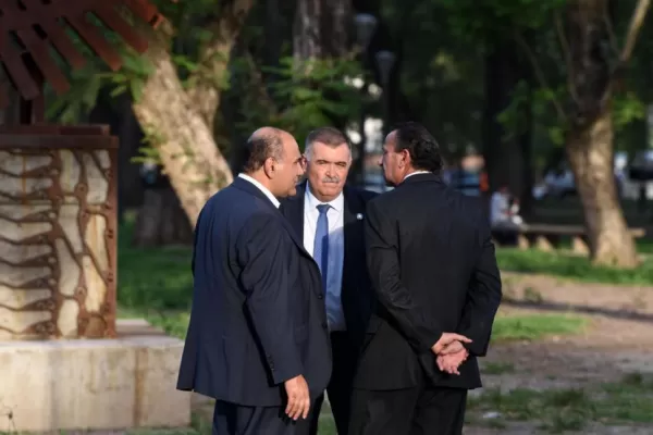 Jaldo le respondió Macri: “ningún legislador, ni oficialista ni opositor, tiene 80 empleados”