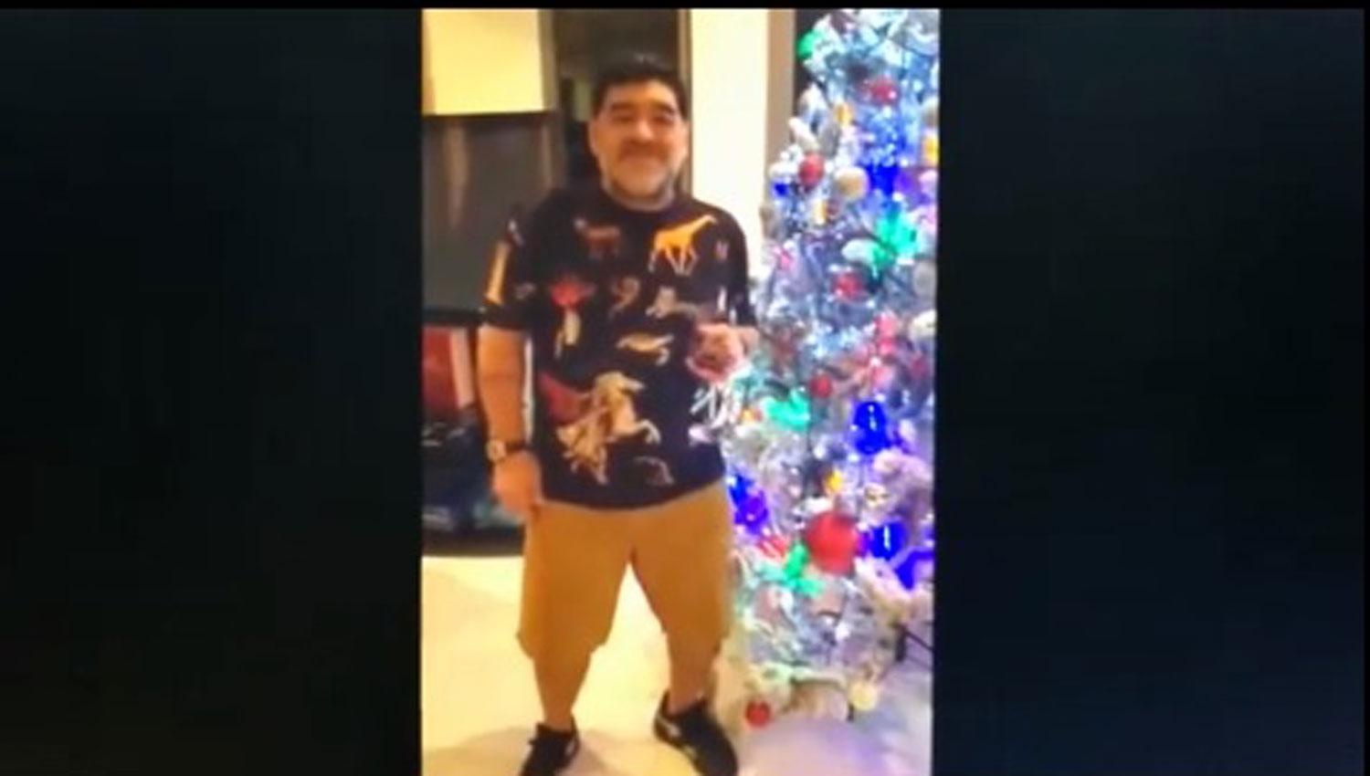 NO SE GUARDÓ NADA. Diego Maradona dejó su mensaje de navidad. (CAPTURA)