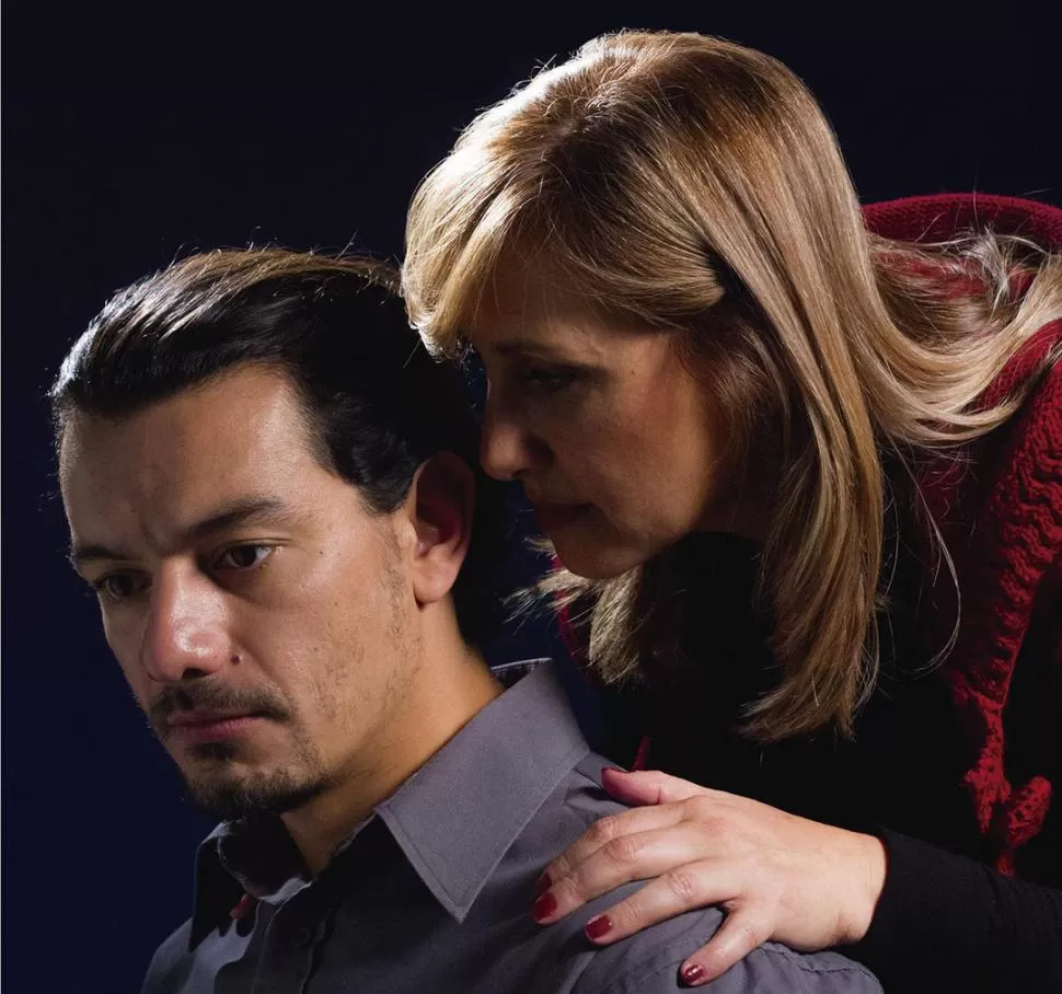 ACOSO. Sergio Domínguez y Zulema Ponce protagonizan “Sara”, un relato de fuertes pasiones y amenazas.  