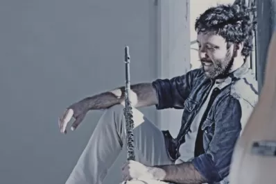 Pato Molina: un canto expresivo y vistosos arreglos