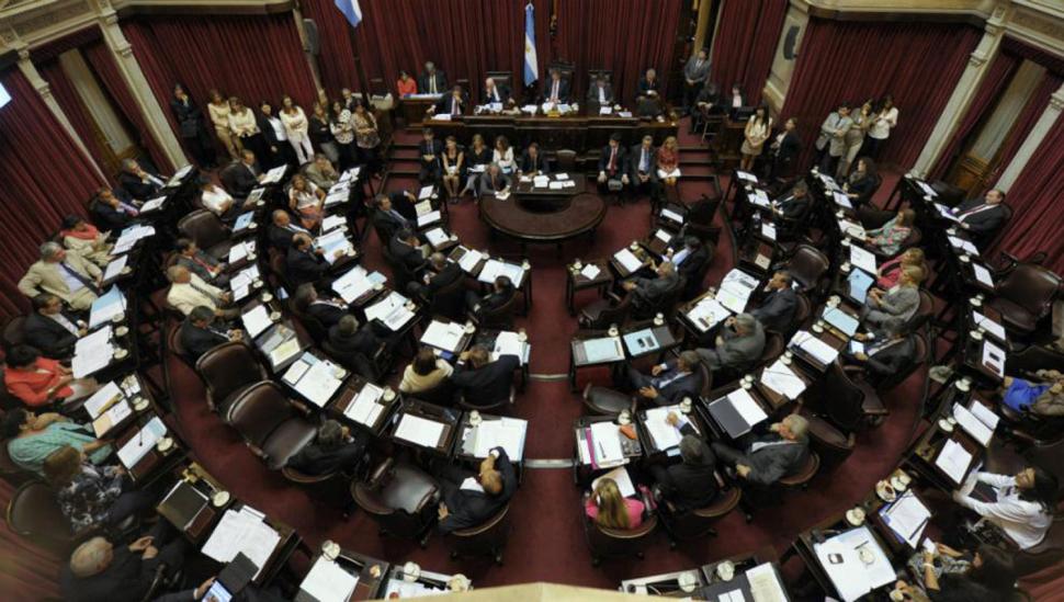 El Senado aprobó anoche el paquete económico del Gobierno nacional con apoyo del PJ