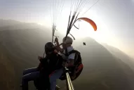 Parapente: los chequeos previos y las medidas de seguridad con la presencia de un instructor