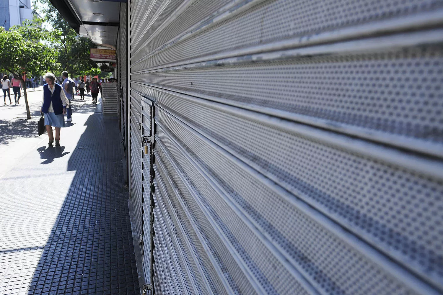 FERIADO. Comercios cerrados. FOTO ARCHIVO/ LA GACETA.