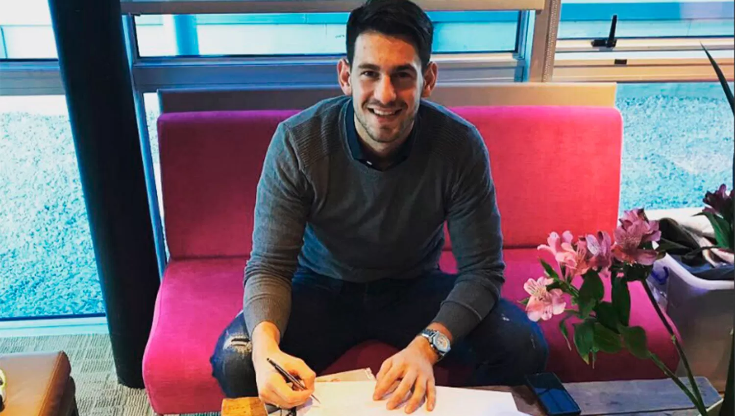 El arquero firmará por un año con Atlético. FOTO TOMADA DE WWW.TWITTER.COM/ABATALLAOK