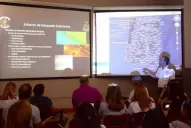 La Armada recibió a familiares de la tripulación del ARA San Juan y dijo que la búsqueda no cesa