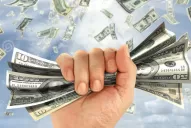 El dólar se hundió 32 centavos y perforó la barrera de los $ 19