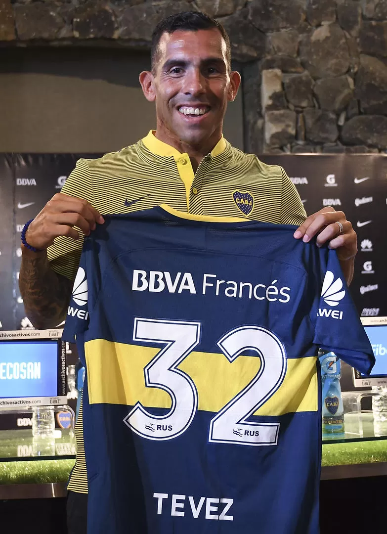 Carlos Tévez usará por primera vez el dorsal 32 vistiendo la camiseta de Boca  telam