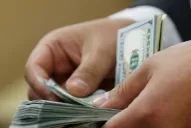 Tras el recorte de las tasas, el dólar se derrumbó 33 centavos