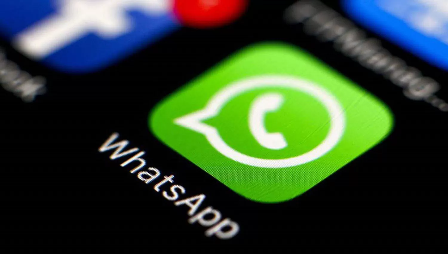 Detienen a una mujer porque mandaba fotos pornográficas de su hija de cinco años por Whatsapp